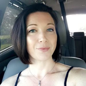 Meet your Posher, Desiree